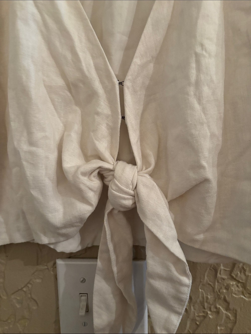 Abercrombie & Fitch Cream Tie-Front Puff Sleeve Blouse - Picture 3 of 6